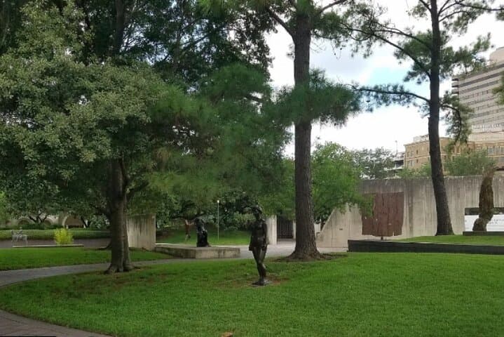 Self-Guided Scavenger Hunt in Houston's Museum District — Let’s Roam Urban Adventure photo 4