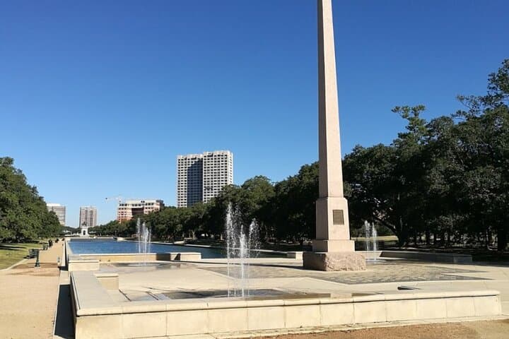 Self-Guided Scavenger Hunt in Houston's Museum District — Let’s Roam Urban Adventure photo 5