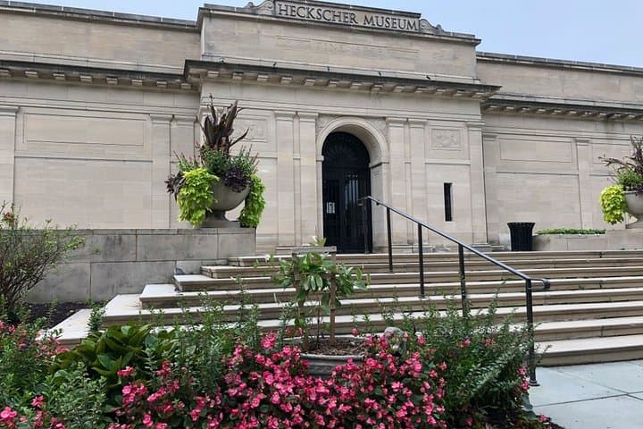 Huntington Scavenger Hunt: A Walk to Remember (Let’s Roam Self-Guided Tour) photo 5