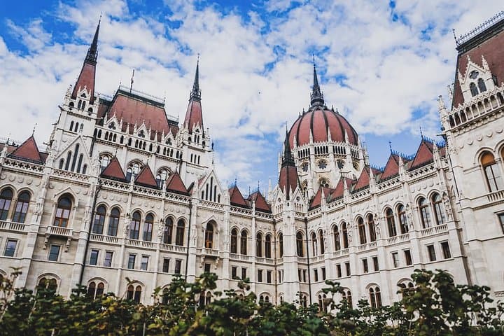 Full-Day Budapest Must-Sees: Private 8-Hour Guided City Tour photo 6