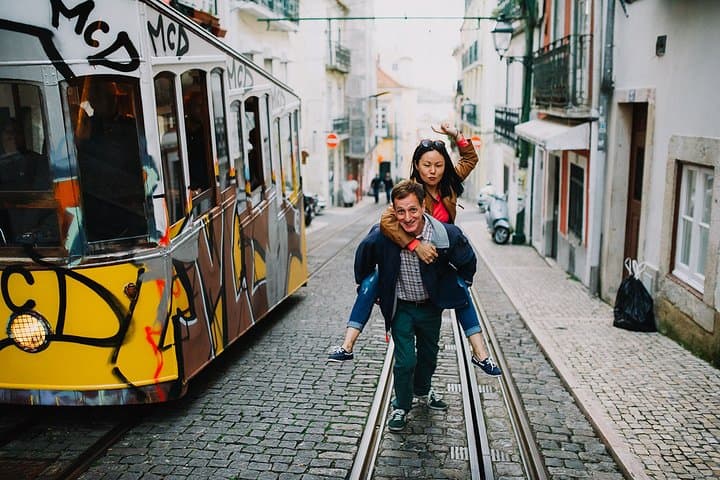 Lisbon Private Layover Tour: Alfama, Belém & Pastéis de Belém (4-Hour)