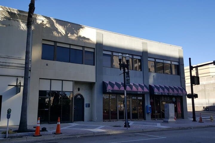 Jacksonville Bar Adventure Hunt: Self-Guided Let's Roam Night Out photo 5