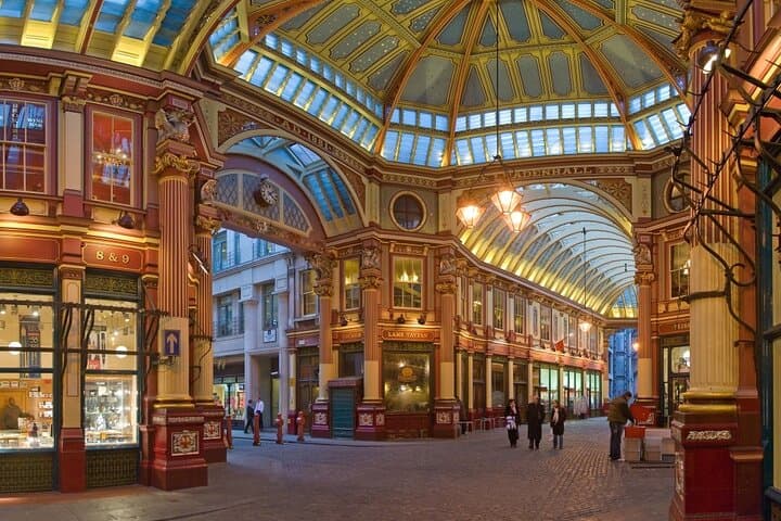 Explore London on Foot: The Ultimate Self-Guided Scavenger Hunt photo 4