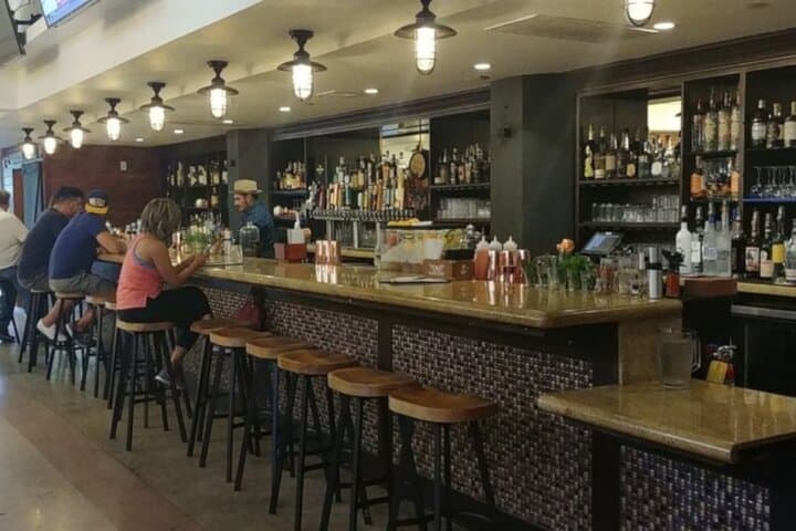 Long Beach Bar Crawl Adventure Hunt: Self-Guided Pub Quiz & Photo Challenges photo 5