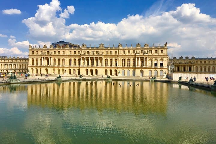 Versailles Private Half-Day Guided Tour from Paris with Hotel Pickup