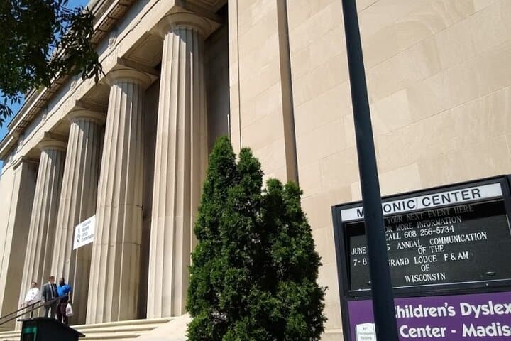 Madison Scavenger Hunt: Artistic and Musical Walking Adventure photo 4