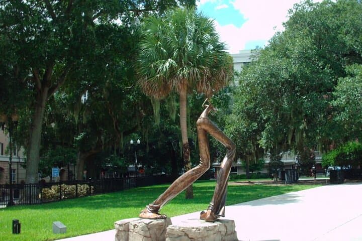 Lake Eola Scavenger Hunt: Orlando Art & Waterfront Self-Guided Adventure photo 5