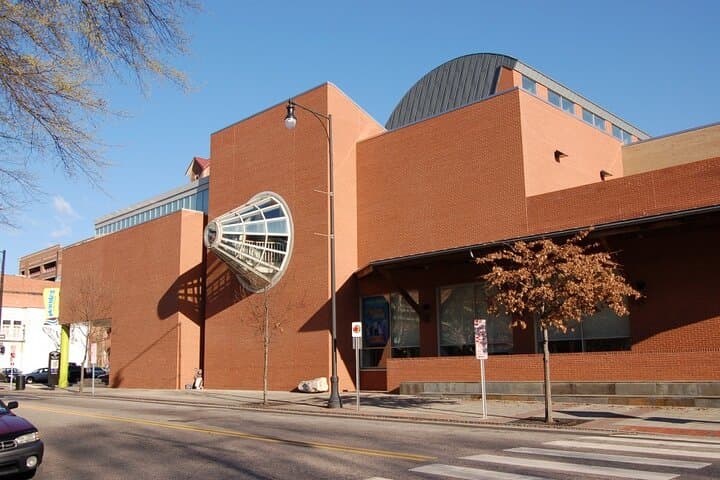 Raleigh Round the Capitol: Self-Guided Scavenger Hunt Through Downtown photo 4