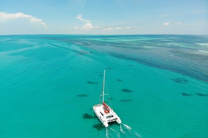 Key West Day Trip from Miami: Sun, Snorkel & Open-Bar Boat Cruise