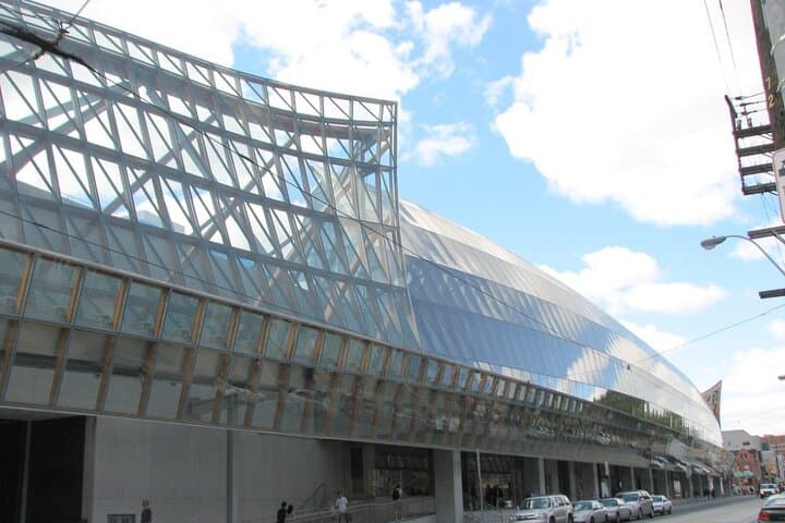 Toronto Scavenger Hunt Through the Core: City Hall, AGO & Hidden Gems photo 6