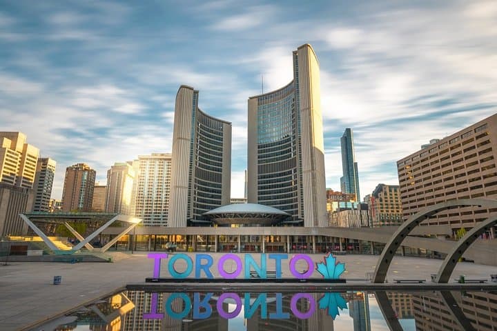 Toronto Scavenger Hunt Through the Core: City Hall, AGO & Hidden Gems photo 2