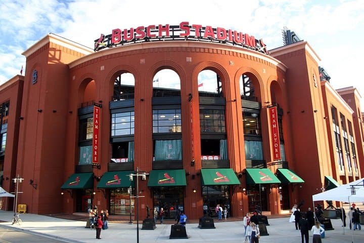 St. Louis Scavenger Hunt — Gateway to the West Walking Adventure photo 5