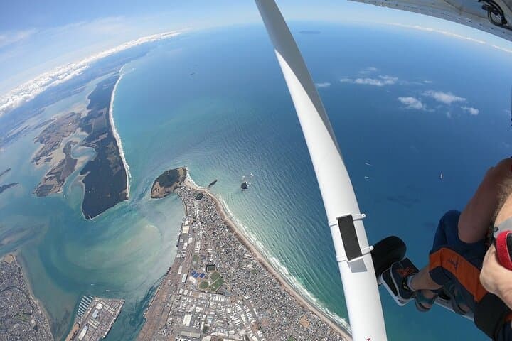 Tandem Skydive Tauranga: 15,000ft Bay of Plenty Freefall & Scenic Flight photo 4
