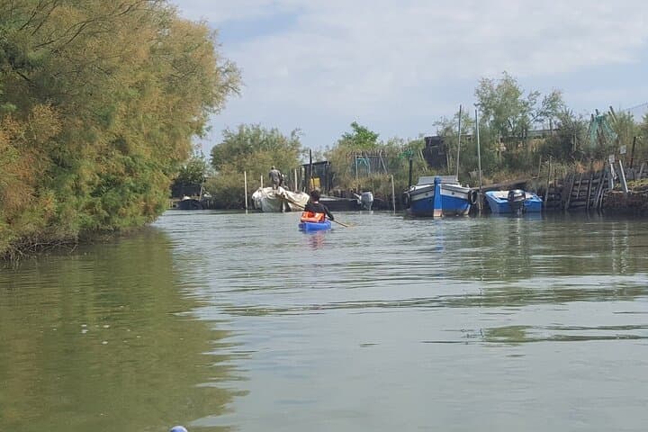 Silent Channels: Private Kayak Tour Through the Venetian Lagoon photo 3