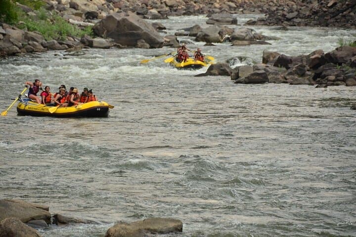 Glenwood Springs Short and Mild Rafting Trip — Family-Friendly Colorado River Float photo 3