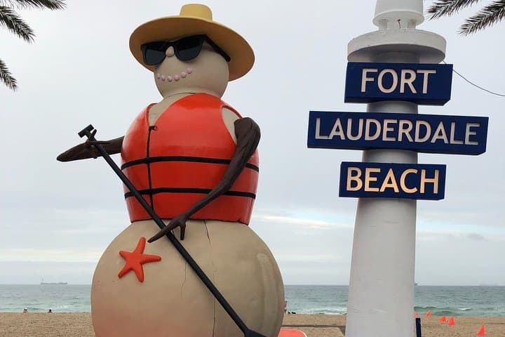 Classic Fort Lauderdale Bike Tour: Explore Waterfront Neighborhoods and Luxury Yachts photo 6