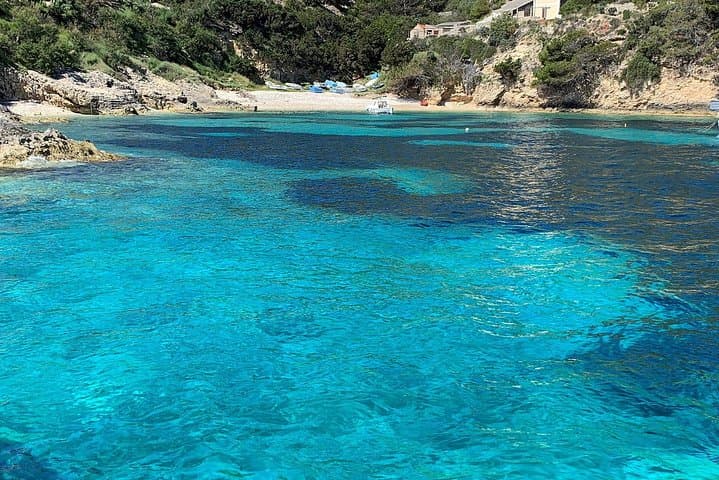 Explore Croatia's Blue Cave and Adriatic Islands on a Luxury Tour photo 3
