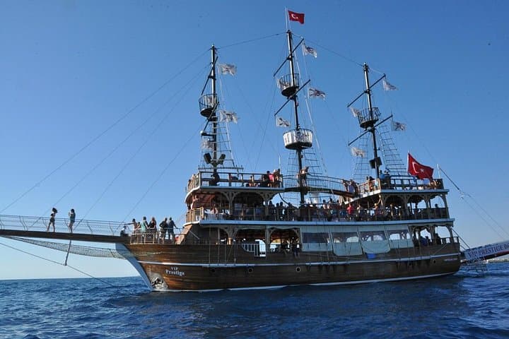 Manavgat Boat Tour from Side: River-to-Sea Cruise, Waterfall & Bazaar Stop photo 4