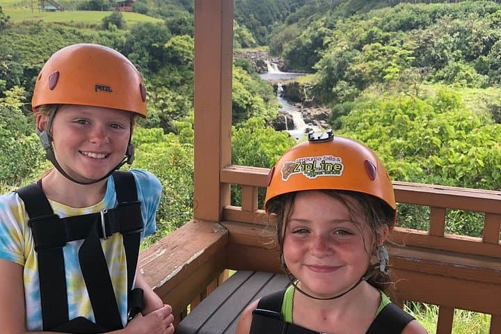Big Island 9-Line Waterfall Zipline at Umauma Falls photo 3