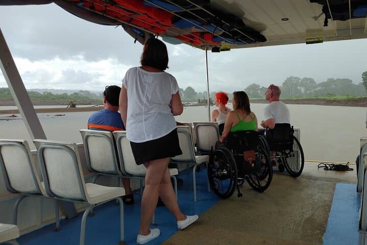 Tarcoles River Crocodile Safari & Birdwatching from Jaco photo 2