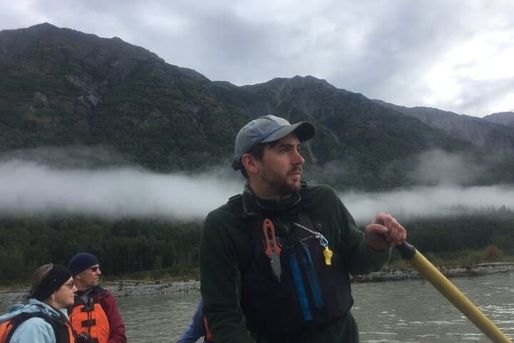 Rafting the Chilkat Bald Eagle Preserve: Alaska’s Ultimate Eagle Viewing Float Trip photo 3