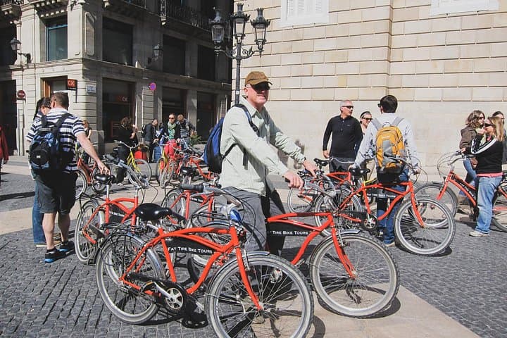 Cycle Barcelona’s Street Art: Private Bike Tour Through El Born & Poblenou photo 3