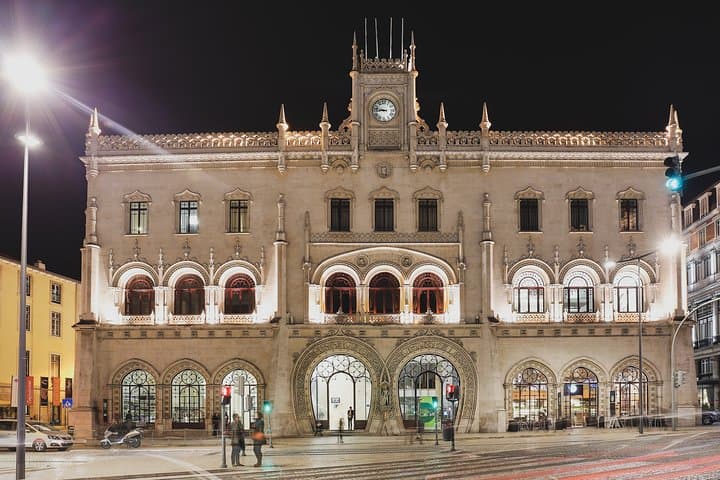 Lisbon Night Walking Tour: Sunset Views, Fado Show & 3-Course Dinner photo 5