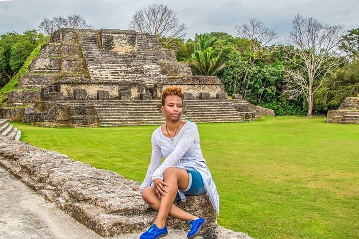 Altun Ha Ruins and 8-Platform Zipline from Belize City photo 3