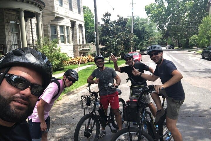 New Orleans French Quarter & Garden District Bike Tour — 3-Hour Guided Ride photo 3