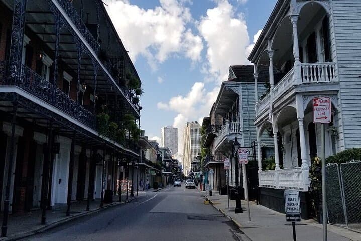 New Orleans French Quarter & Garden District Bike Tour — 3-Hour Guided Ride photo 6