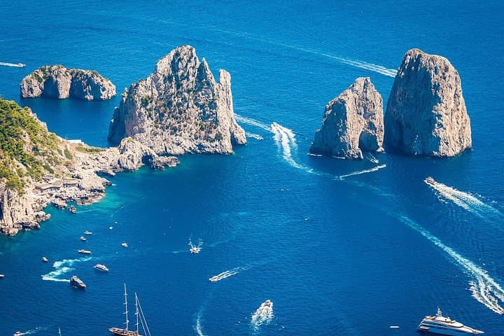 Capri Day-to-Night Small-Group Cruise from Sorrento photo 3
