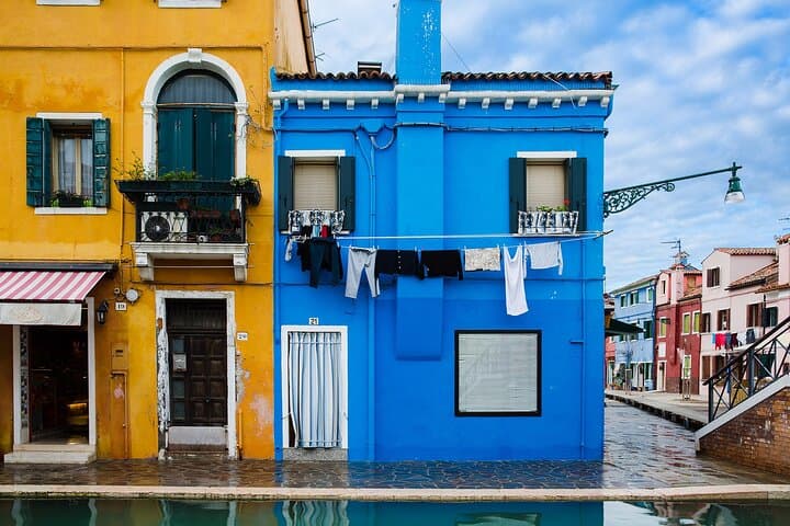 Burano Walking Tour: Secret Corners, Lace-Making & Colorful Houses photo 4
