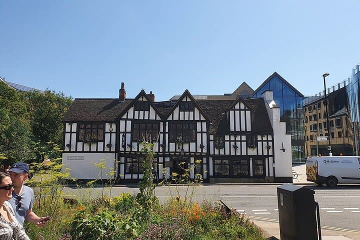 Explore York by Bike: 2-Hour Guided Cycle Around the City Walls photo 3