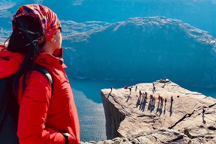 Guided Hike to Pulpit Rock (Preikestolen) — Stavanger Day Hike to Lysefjord Viewpoint photo 4