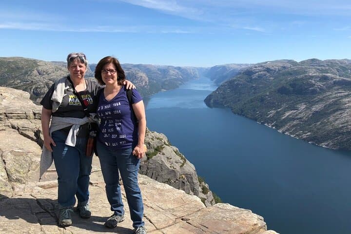 Guided Hike to Pulpit Rock (Preikestolen) — Stavanger Day Hike to Lysefjord Viewpoint photo 6