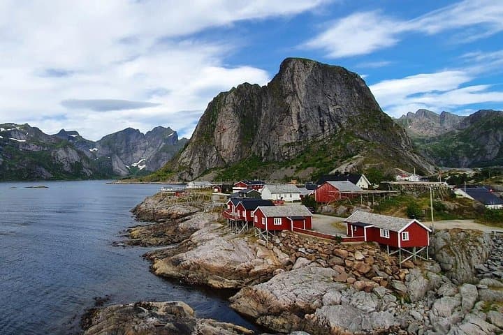 7-Day Private Lofoten & Tromsø Adventure: Midnight Sun, Fjords and Viking History