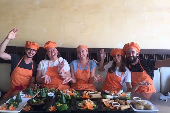 Hands-On Khmer Cooking Class and Market Tour in Siem Reap