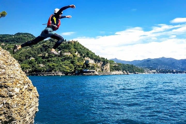 Coasteering Portofino: Intertidal Cliffs, Dives & Sea Trekking photo 6