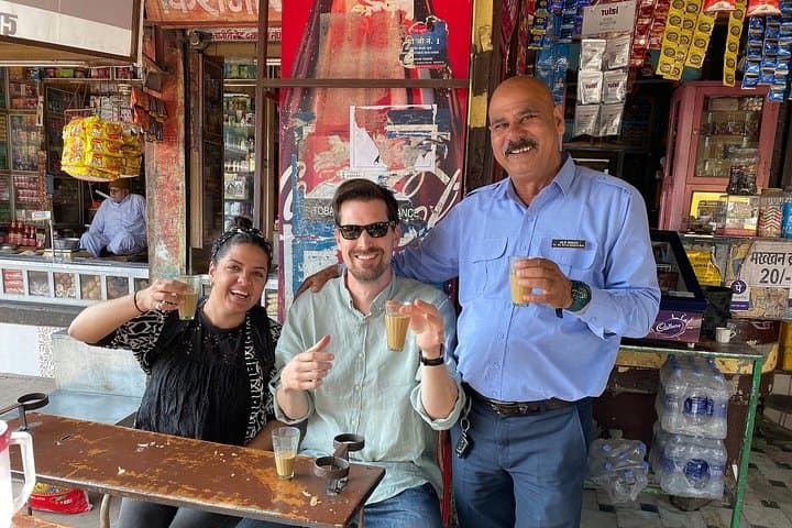 Private Sunrise Taj Mahal Trip from Delhi — All‑Inclusive Day Tour photo 5