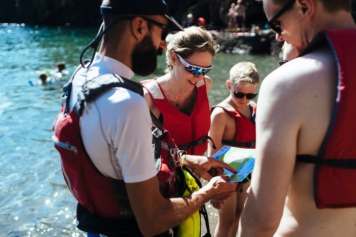 Portofino Kayak Tour: Paddle from Paraggi to the Lighthouse photo 3