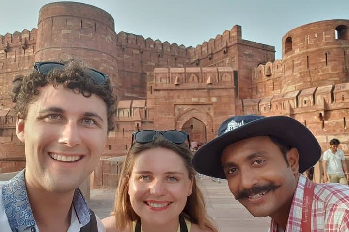 Private Sunrise Taj Mahal Trip from Delhi — All‑Inclusive Day Tour photo 3