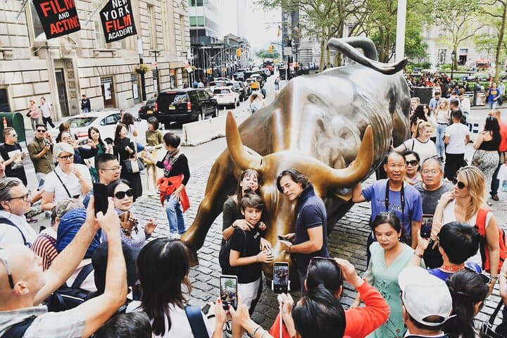 Lower Manhattan Coffee Walk: Private Guided Tour of Wall Street Cafes photo 3