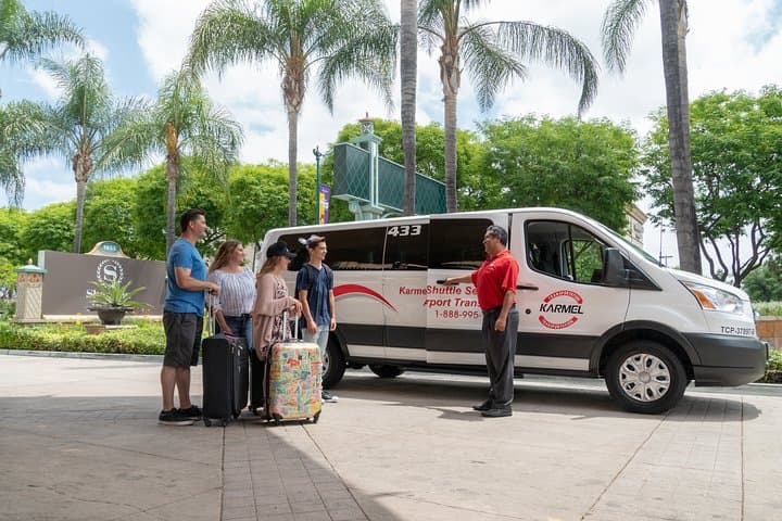 Anaheim Resort to John Wayne (SNA) Private Van Transfer: Stress-Free Airport Departure photo 6