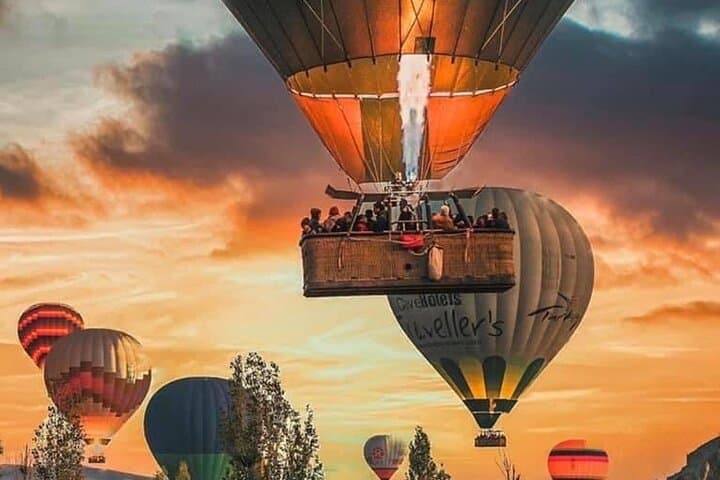 Sunrise Hot Air Balloon Ride Over Cappadocia's Fairy Chimneys photo 4