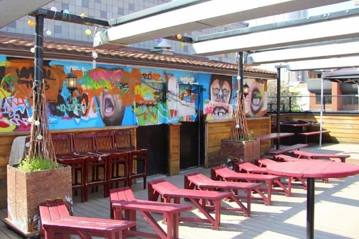 Calgary Bar Hunt: App-Led Scavenger Bar Crawl Through Downtown photo 3