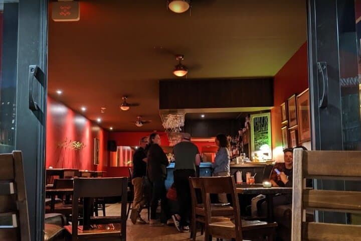 Calgary Bar Hunt: App-Led Scavenger Bar Crawl Through Downtown photo 4