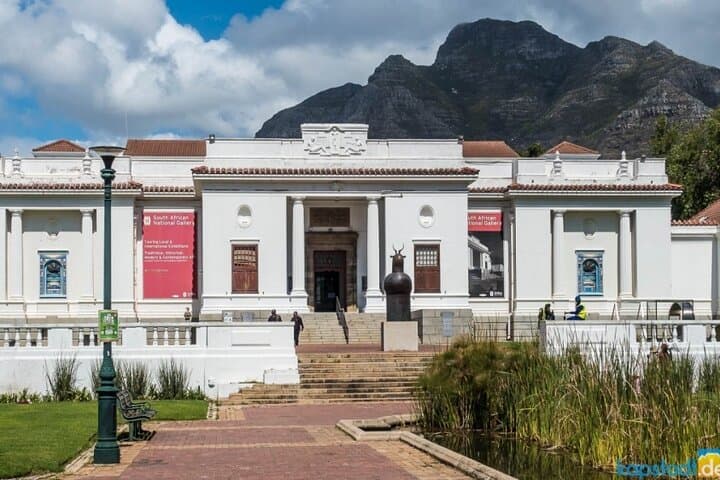 Cape Town Scavenger Hunt — Rounding the Cape App-Led City Adventure photo 4