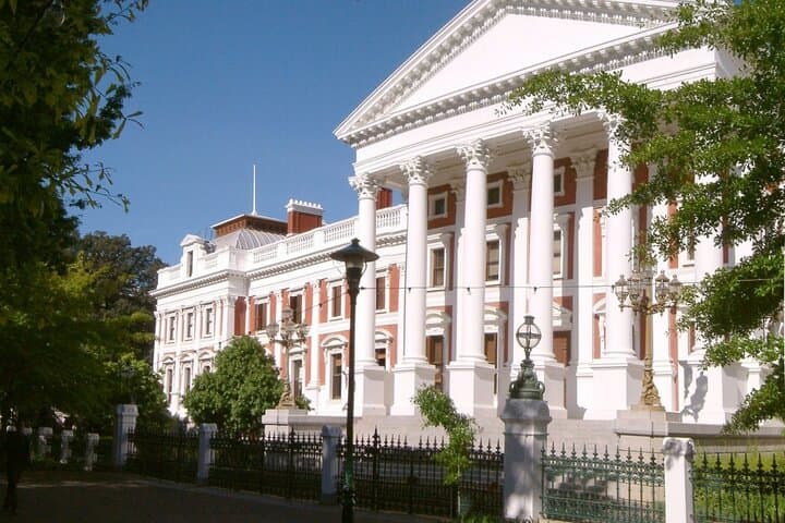 Cape Town Scavenger Hunt — Rounding the Cape App-Led City Adventure photo 6