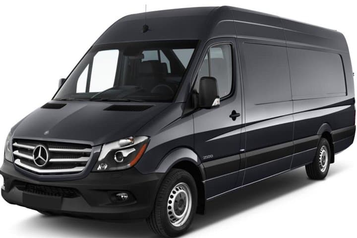 Private NYC Airport Arrival Transfer — JFK, LaGuardia & Newark to Manhattan photo 3