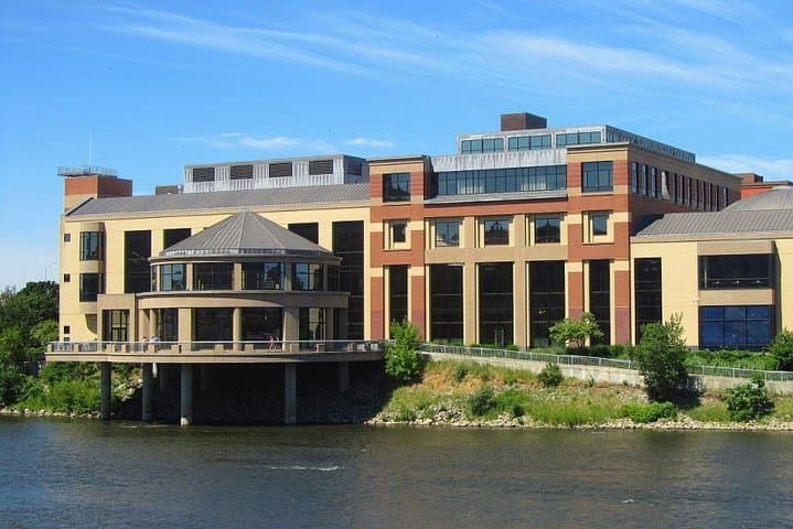 Grand Rapids Scavenger Hunt — Round River City App-Led Adventure photo 5